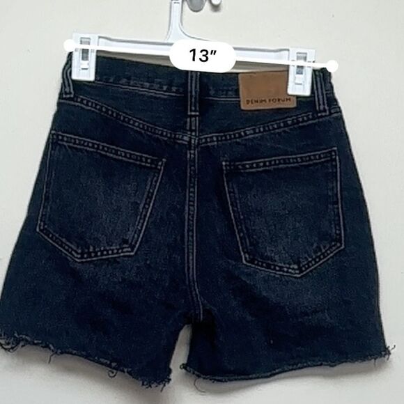 Aritzia Denim Forum The Yoko Hi-rise Mid-thigh Denim Short Size 24 - Black - Picture 9 of 12